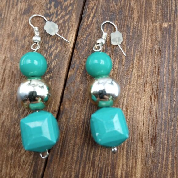 Elegant blue drop earrings E222 - Picture 1 of 3